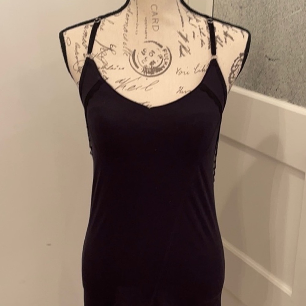 Lole  M Black Strappy Exercise Tank EUC